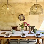 Bright In The Heart Of Luberon Holiday home *
