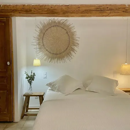 Bright In The Heart Of Luberon Semesterbostad *