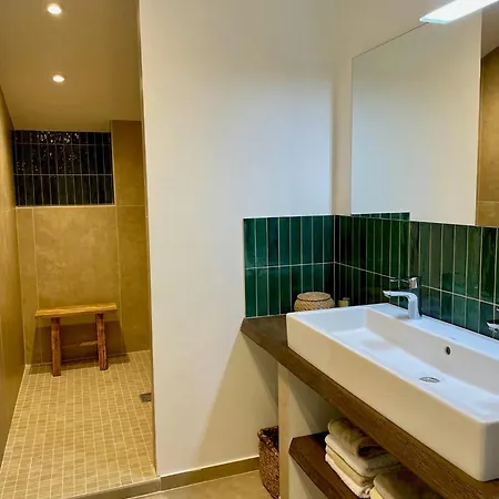 Bright In The Heart Of Luberon Semesterbostad Céreste