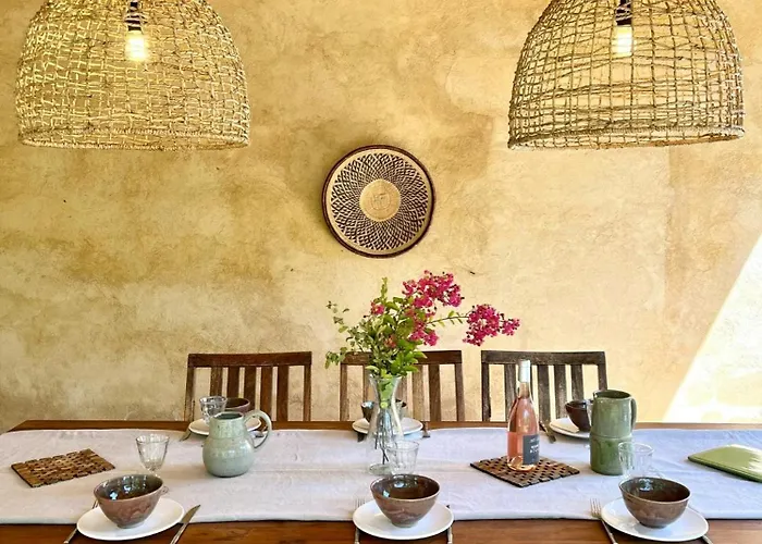 Bright In The Heart Of Luberon Holiday home *